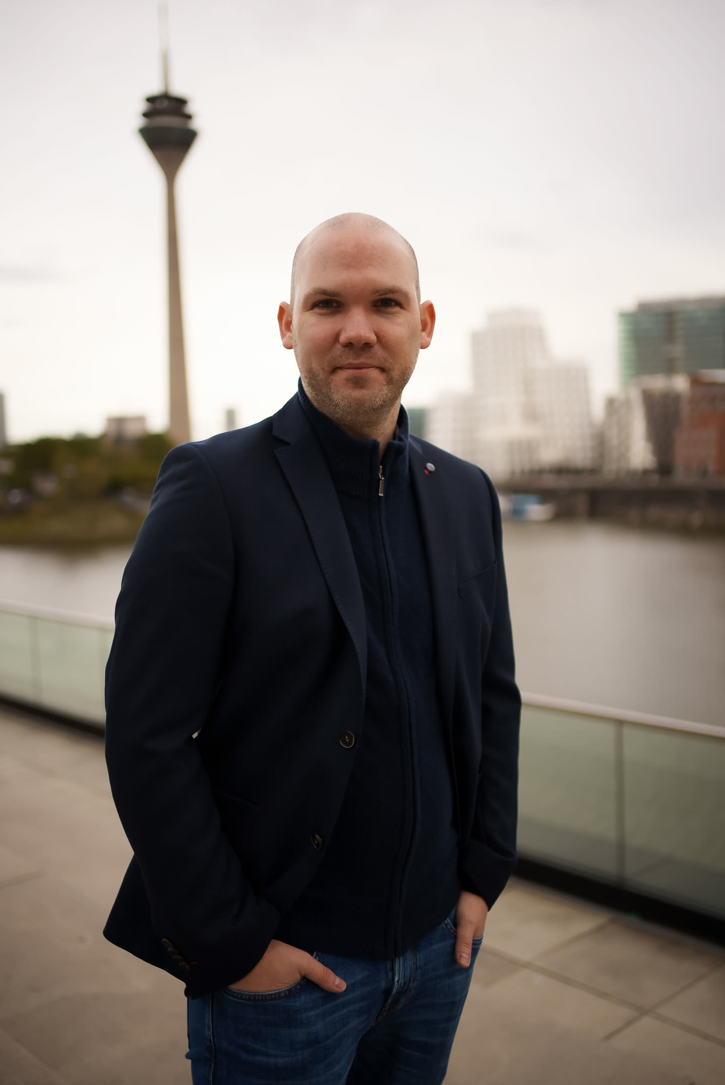 Marius Jungmann, Unternehmensberater, im Düsseldorfer Medienhafen